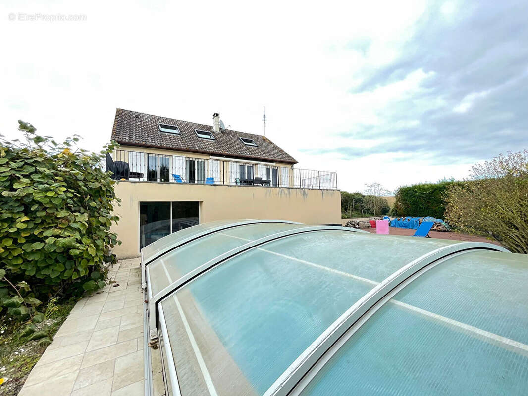 Maison à NOGENT-LE-ROI