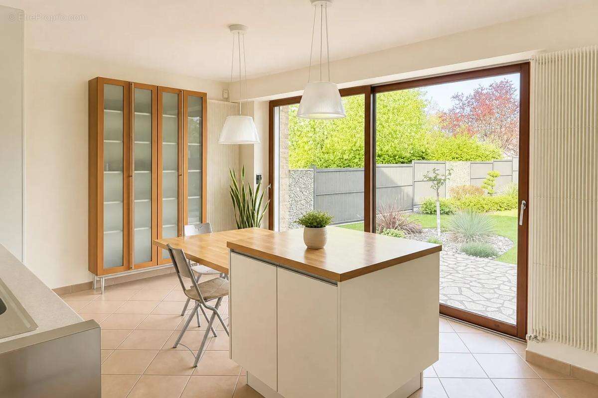 Maison 175 m² avec 5 chambres à Oisseau - photo 5