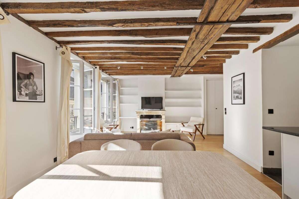 Appartement 63 m² à Paris-7e  - photo 2