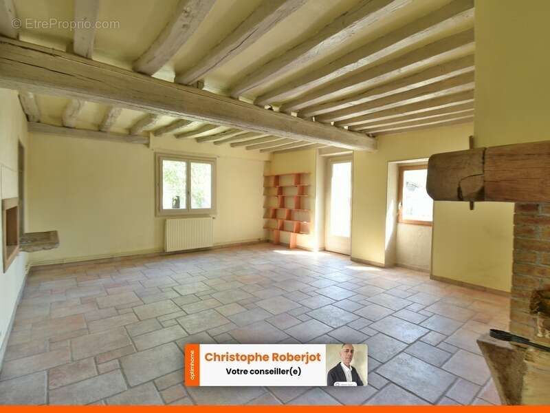 Maison Familiale ATYPIQUE en pierres située entre Chalon sur Saône et Beaune dans un havre de paix de 1700m2 et plus - photo 5