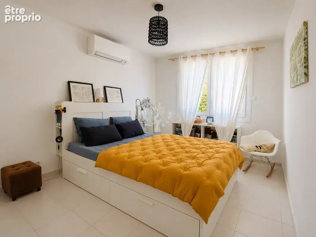 Appartement de type 4 entierement renove - terrasse - centre ville a pied - sanary sur mer - photo 7