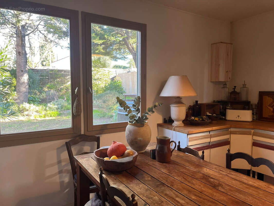 Maison à SAINT-JEAN-DE-VEDAS