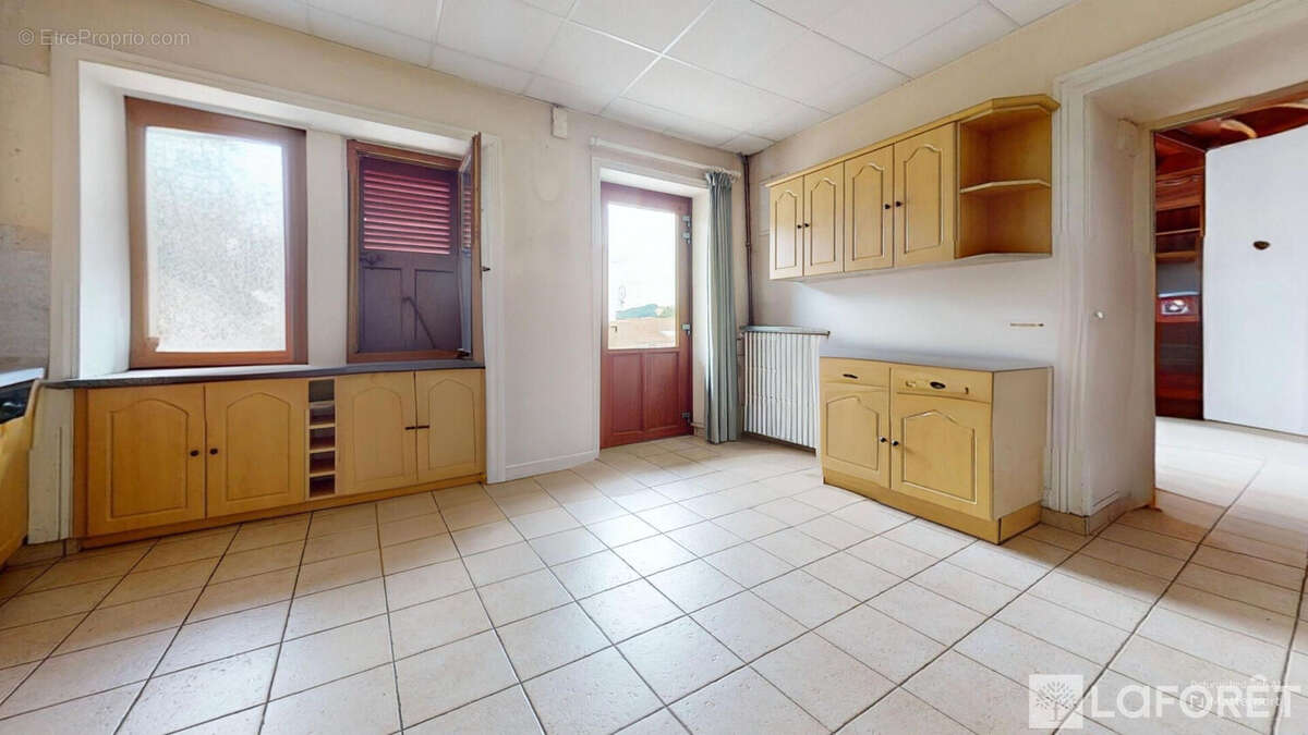 Maison Les Ardillats 5 pièce(s) 130 m2 - photo 8