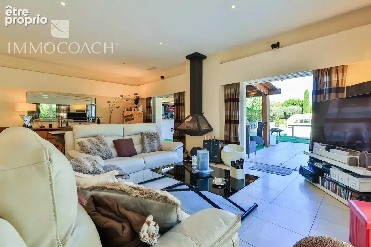 Charmante  villa conviviale  T4  de plain-pied avec piscine et jardin  à Saint Tropez - photo 14