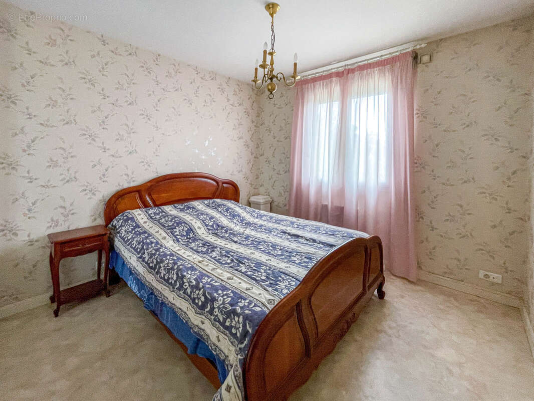 Maison à SAINT-LYPHARD