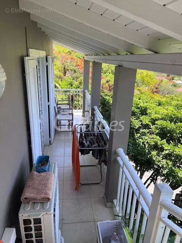 Maison à CAPESTERRE-BELLE-EAU