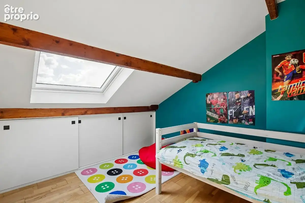 Chatou - maison de 187 m² - 6 chambres - sous sol total - terrain 322 m²- proche ecoles et commerces - photo 11