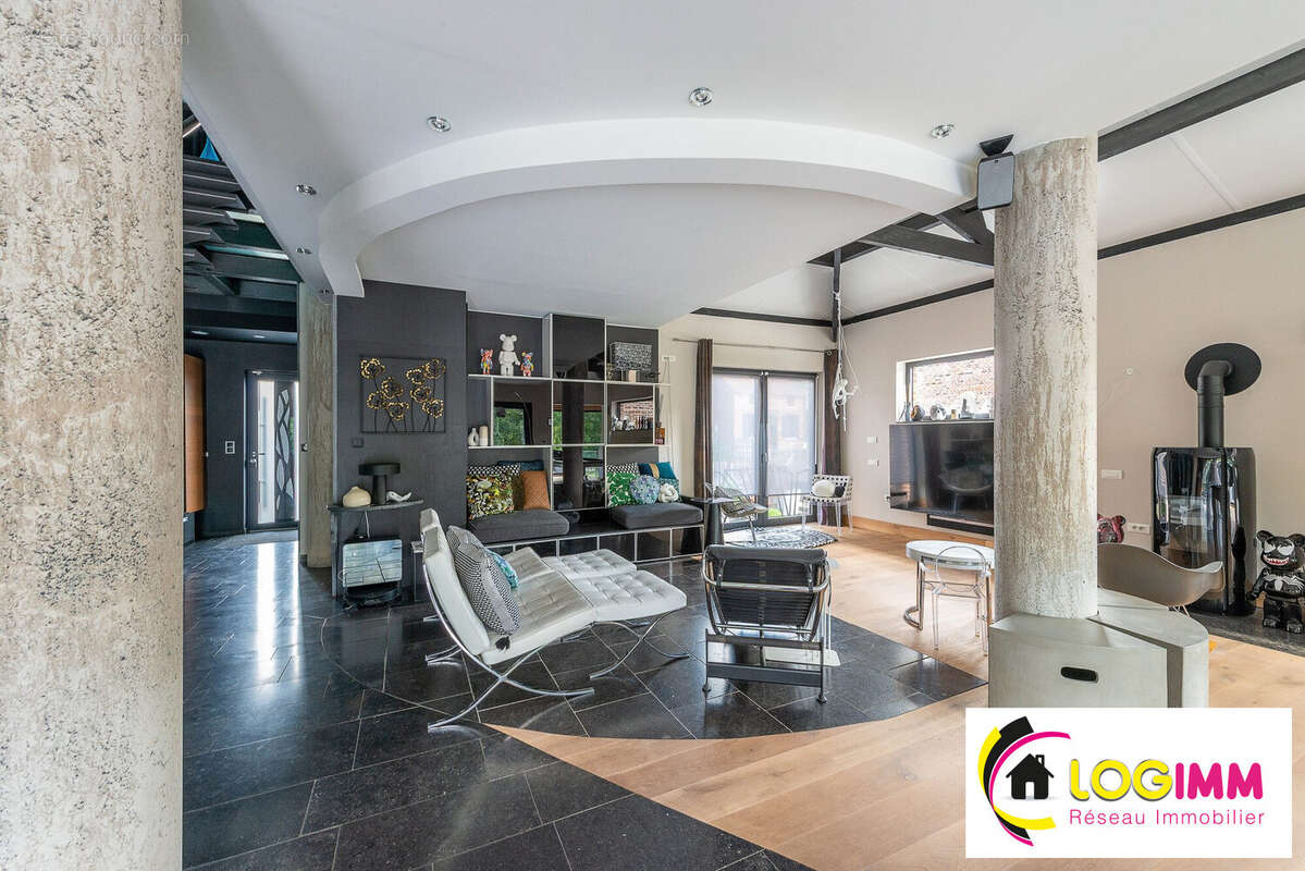 Maison 310 m² à Sebourg  - photo 4