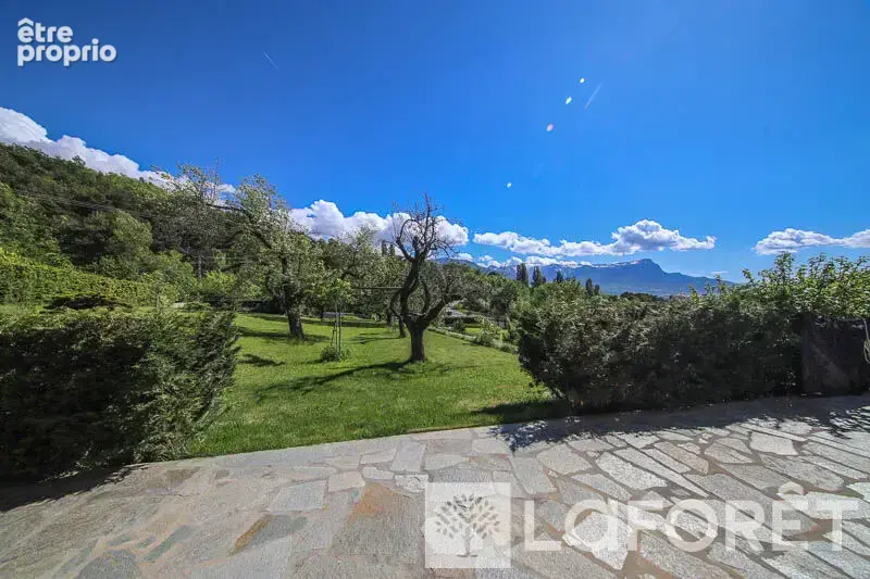 ** maison type 9 - proche embrun - 9 pièces - photo 2