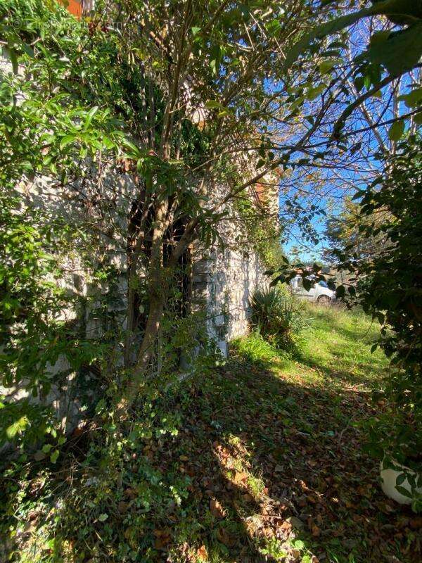 Maison à SAINT-PAUL-LE-JEUNE