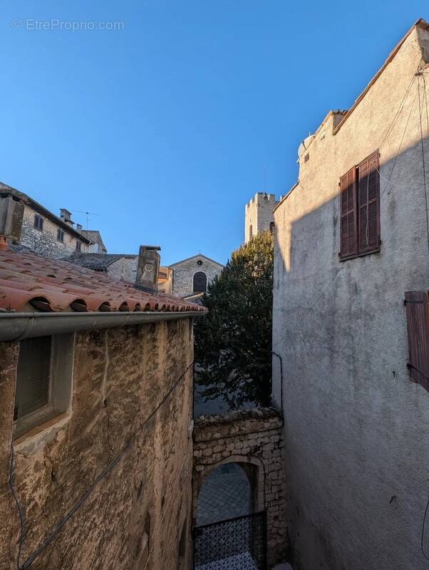 Appartement à VENCE