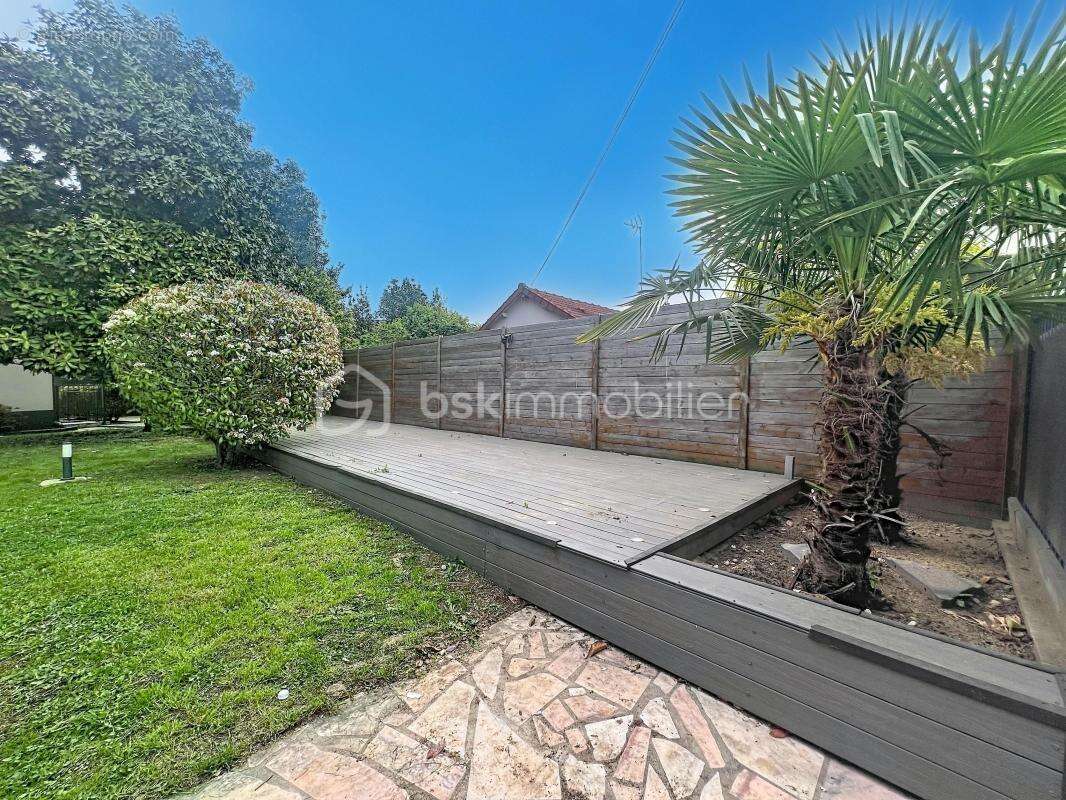 Maison à RIS-ORANGIS