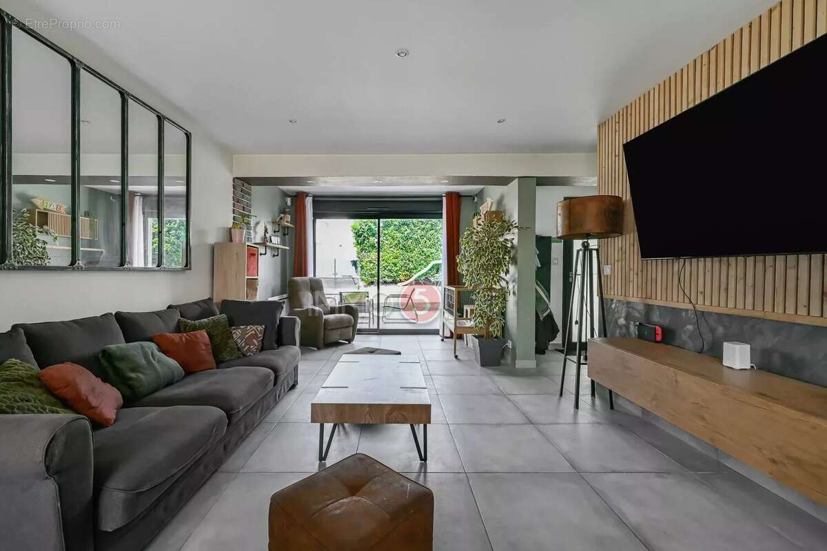 Maison à AULNAY-SOUS-BOIS