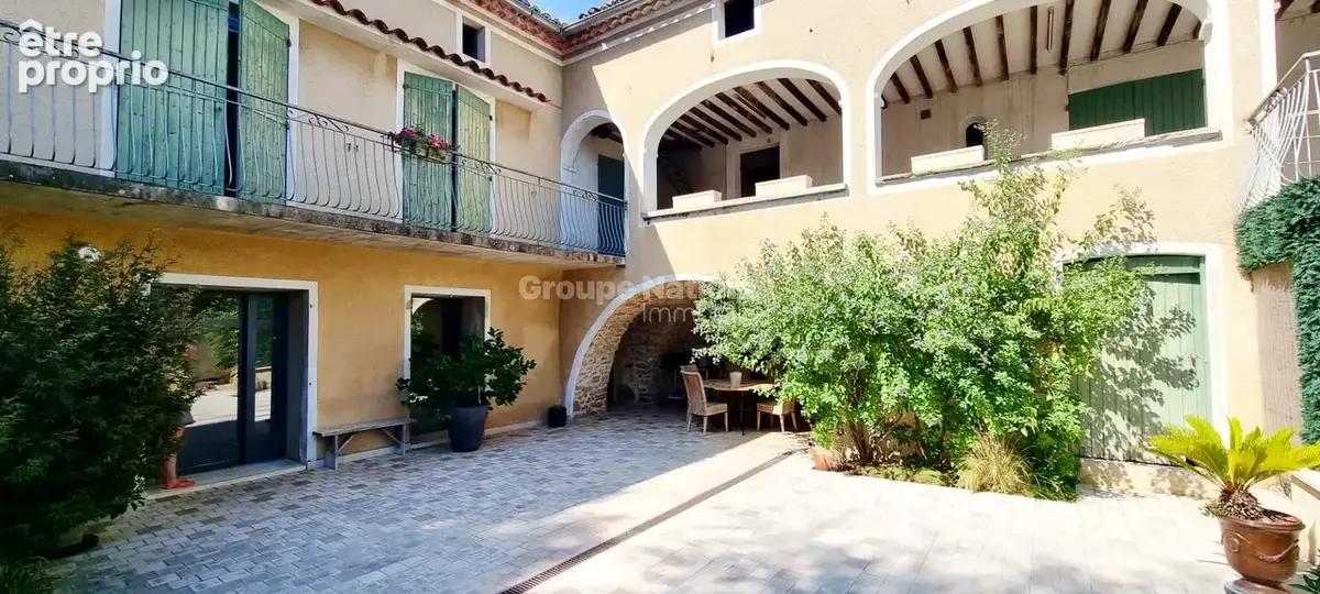 Mas de 148m²  + 350m² de Dépendances - photo 2