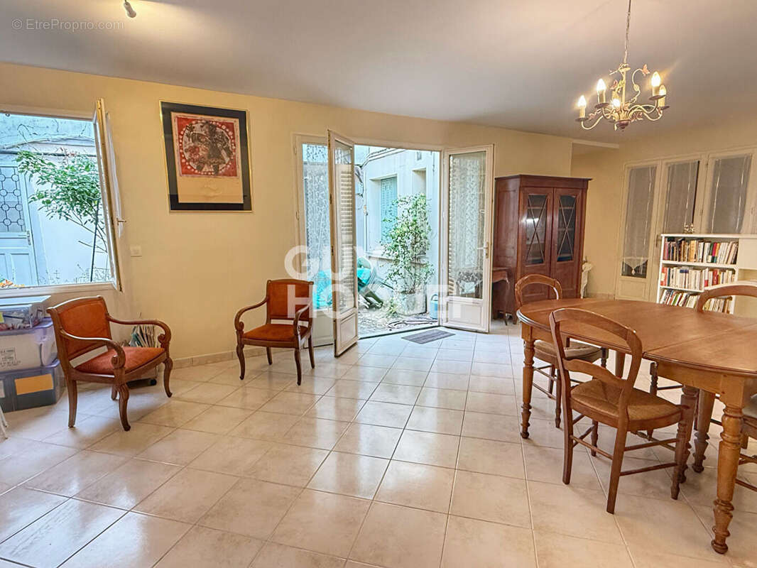 Appartement à VERSAILLES