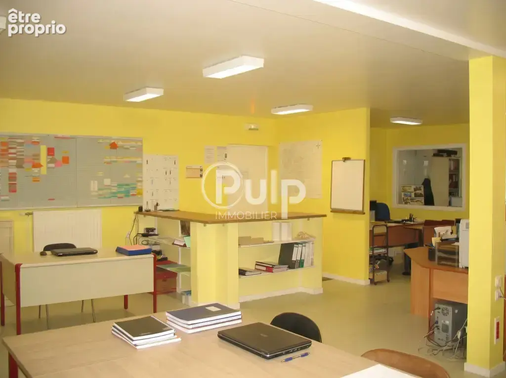 À VENDRE — Ensemble Immobilier Professionnel & Logistique sur 6 000 m² — Vimy (62) - photo 4
