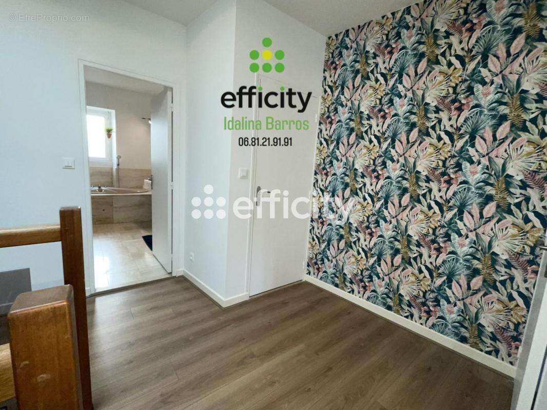 Maison à SAINT-AMANT-DE-BOIXE