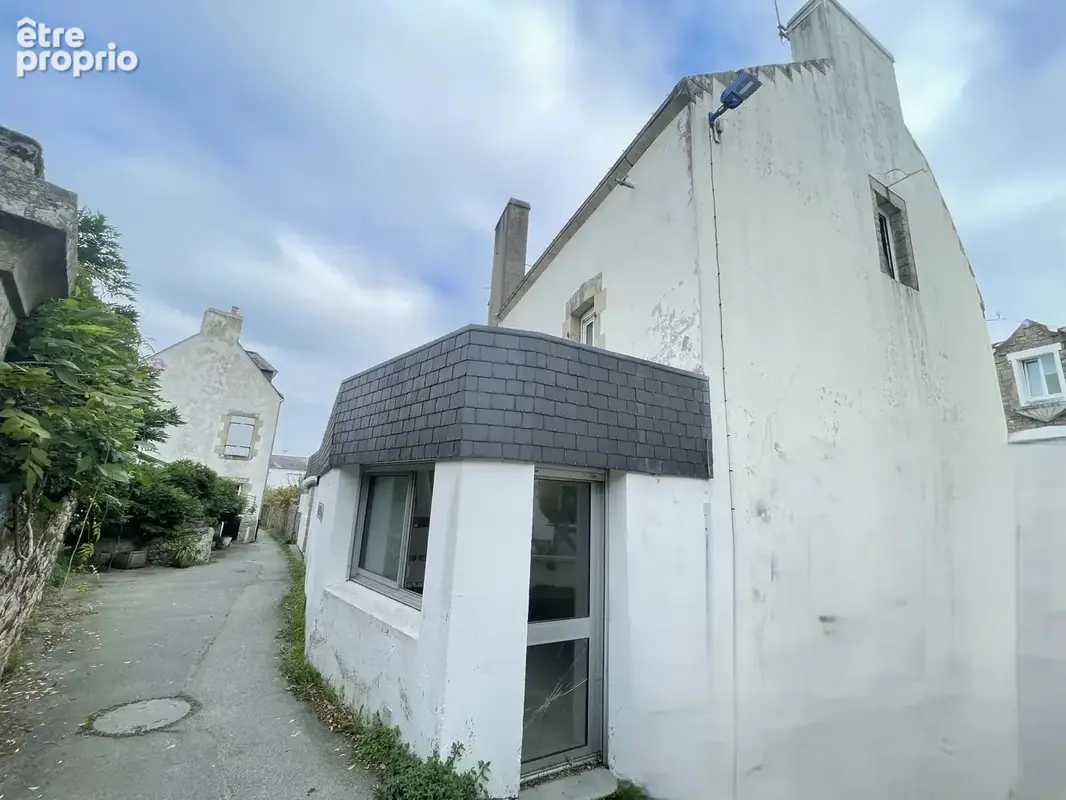 Immeuble de bourg à rénover pour habiter ou investir  275 m² env. + Terrasse 28 m² env. Vue Golfe -  80 m du Port - photo 7