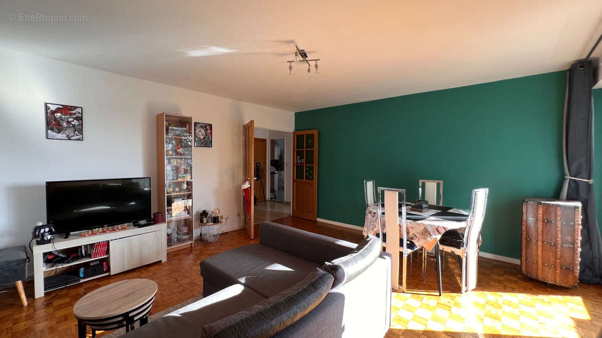 Appartement à SAINT-ETIENNE