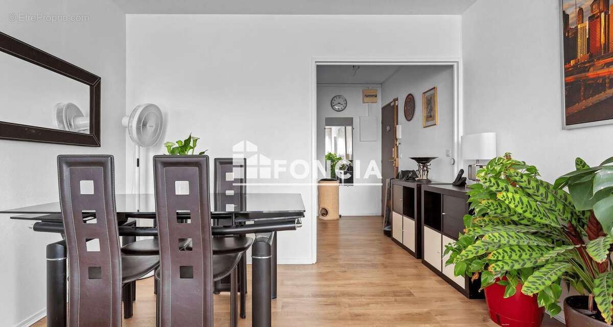 Appartement à VIRY-CHATILLON
