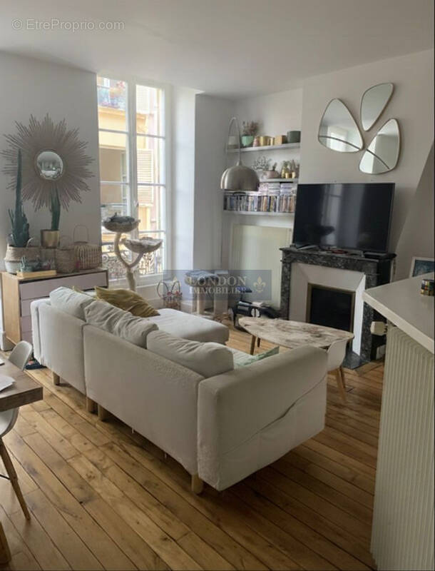 Appartement à VERSAILLES