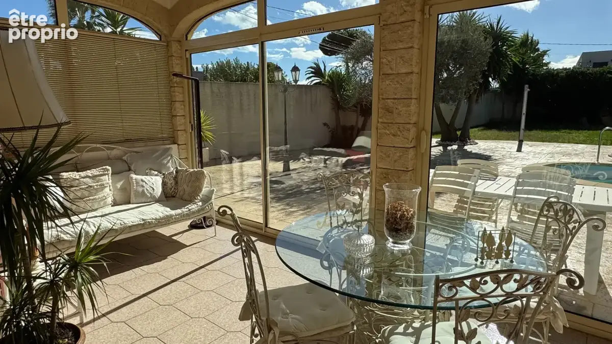 Villa avec piscine au Grau d'Agde, 4 pièces -155.44 m² - photo 4