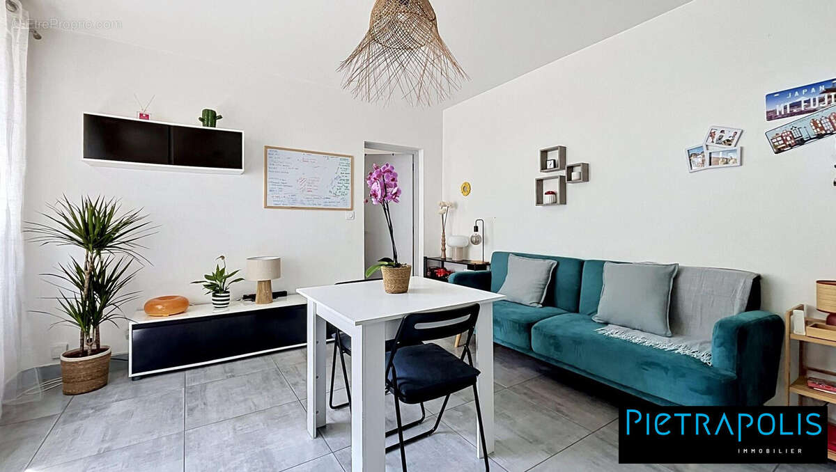 Appartement à TASSIN-LA-DEMI-LUNE