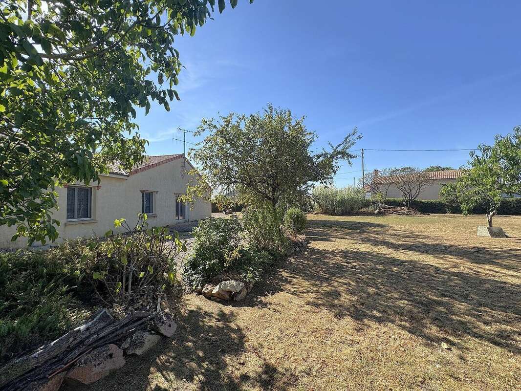 Maison 125 m² à Thouars  - photo 3