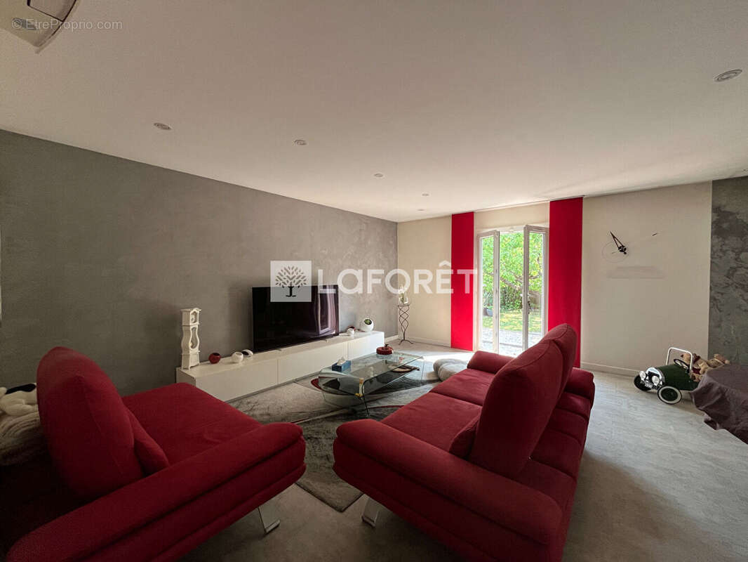 Maison Le Thor 4 pièce(s) 103 m2 - photo 8