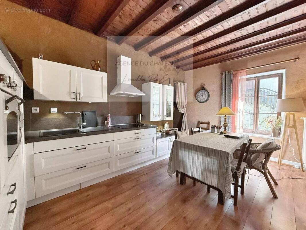 Maison à VEYRIER-DU-LAC