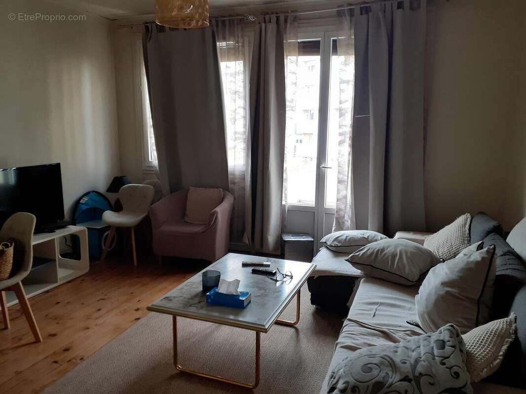 Photo 7 - Appartement à SAINT-ETIENNE