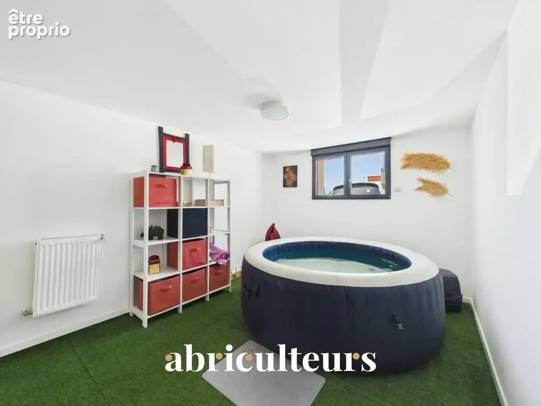 Spacieuse maison de 220 m² prête à vivre en vente à Couëron bourg (44220) - photo 17