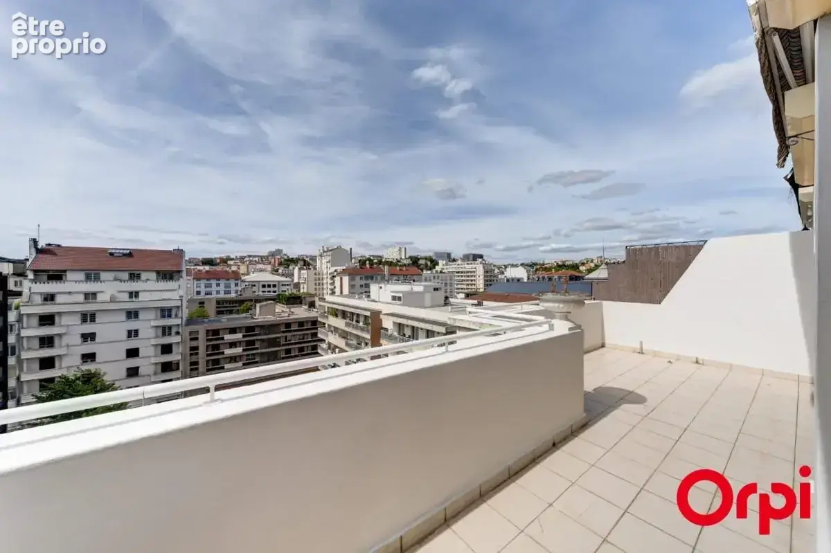 Appartement À Vendre T3 avec terrasse - photo 4
