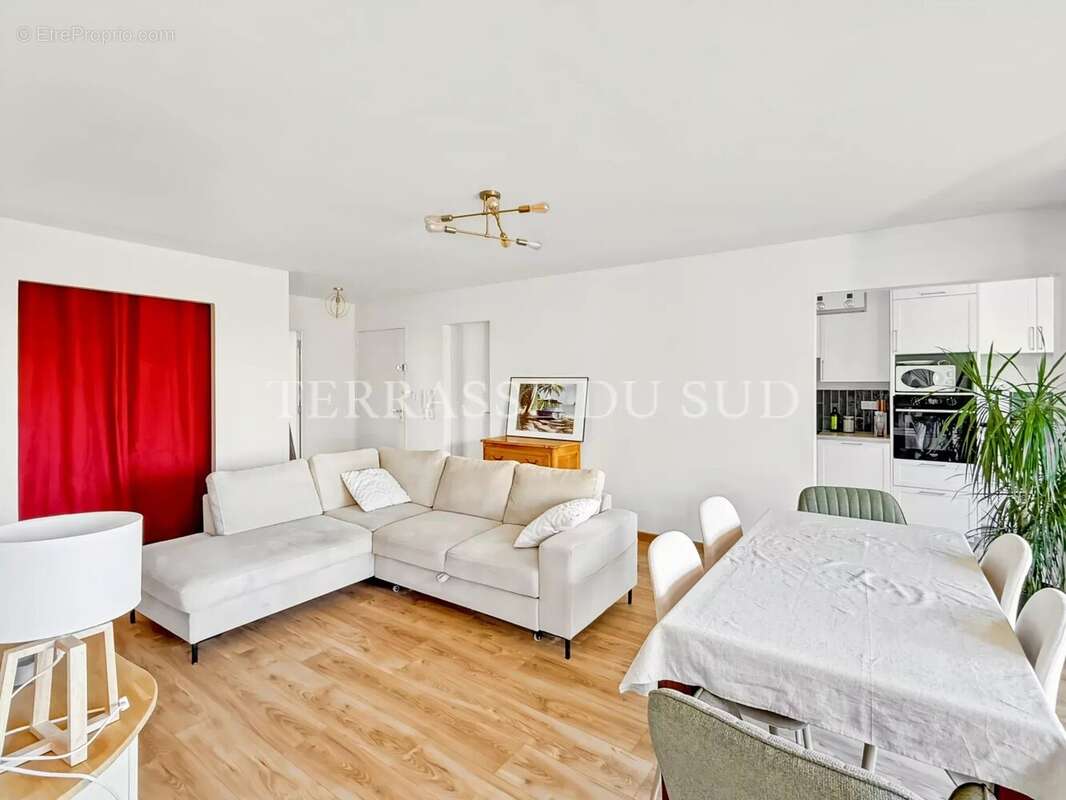 Appartement à MARSEILLE-12E