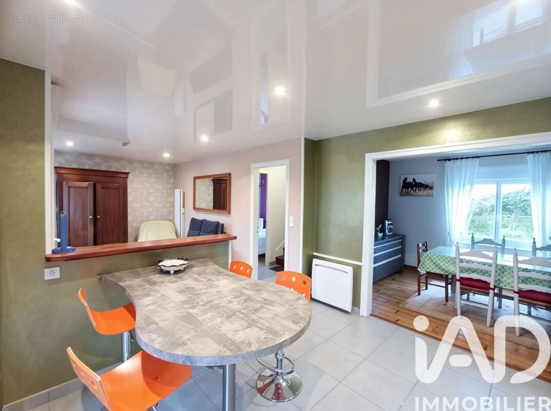 Photo 5 - Maison à PLOUNEVEZ-LOCHRIST