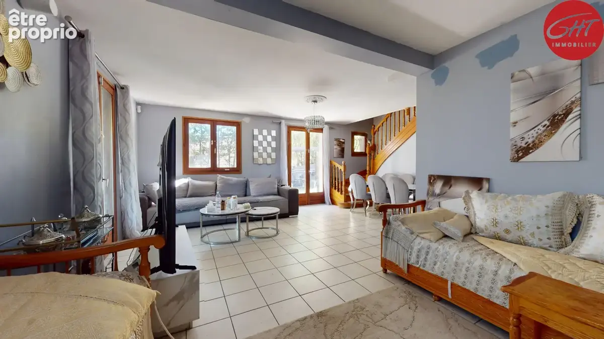 Maison - 7 pièces - 163 m2 - photo 6