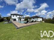 Photo 1 - Maison à MONT-SAINT-ELOI