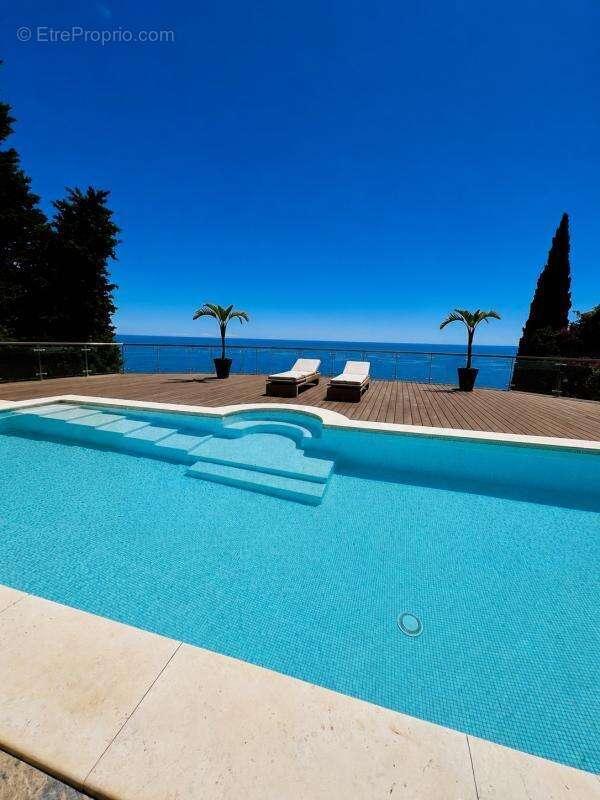 Villa - Roquebrune-Cap-Martin - 500m² - photo 6