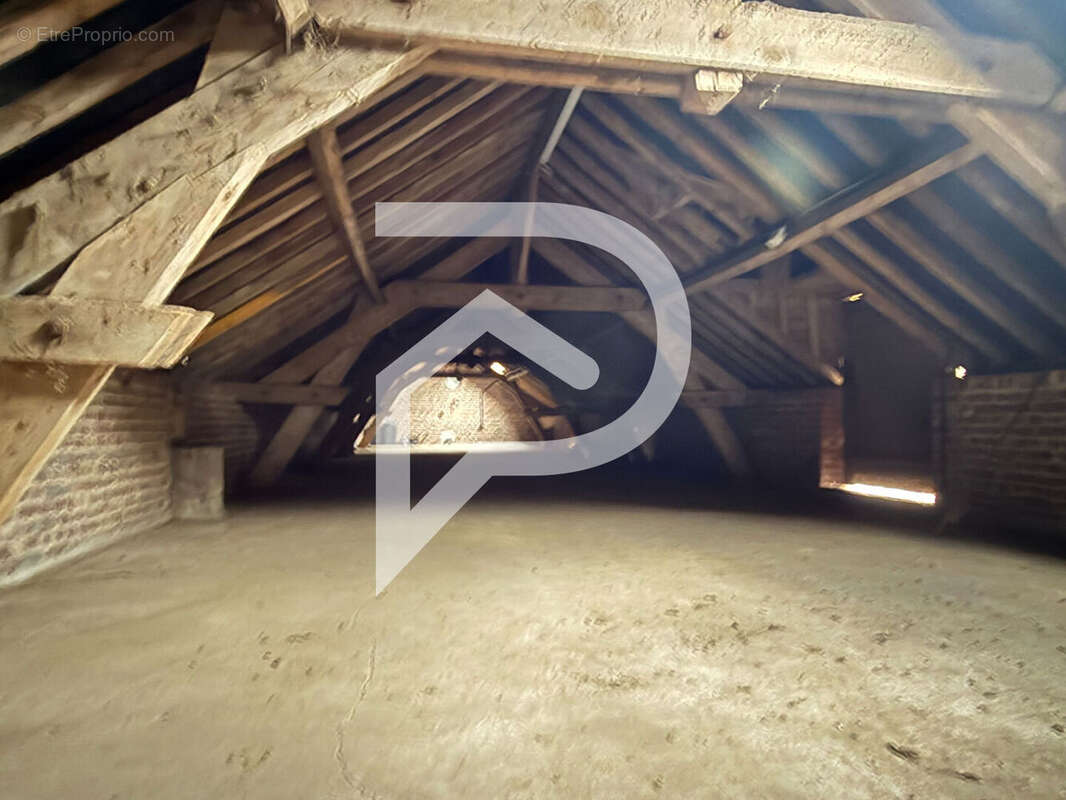 Maison à RIBECOURT-LA-TOUR