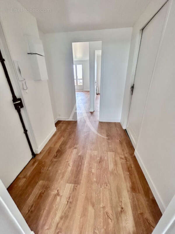 Appartement à LE BOURGET