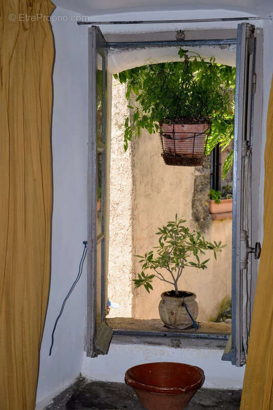 Maison à TOURTOUR