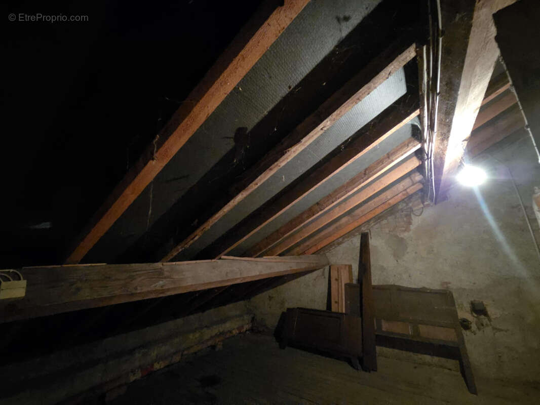 Maison à SAIL-LES-BAINS