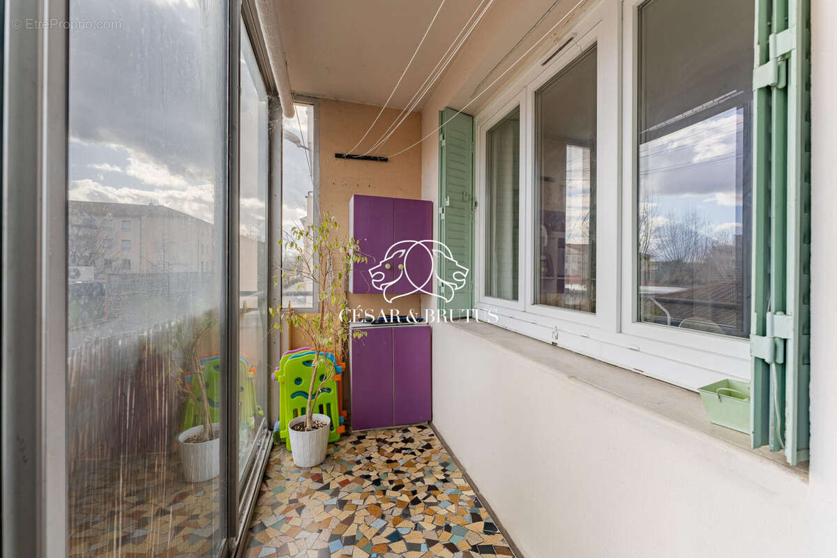 Appartement à LYON-8E