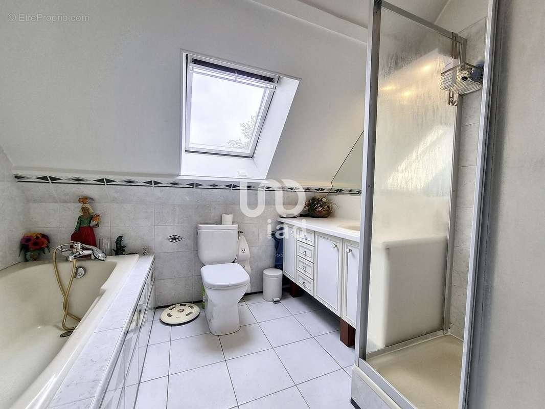 Maison à LE BLANC-MESNIL