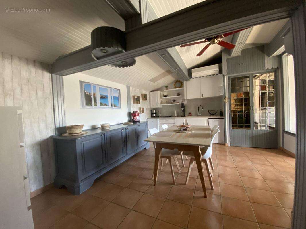 Maison à MONTAUROUX