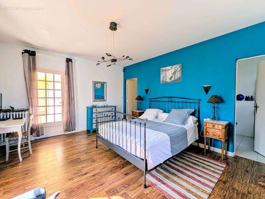 Maison bourgeoise de 371 m2 avec parc de 1,5 hectare - photo 12
