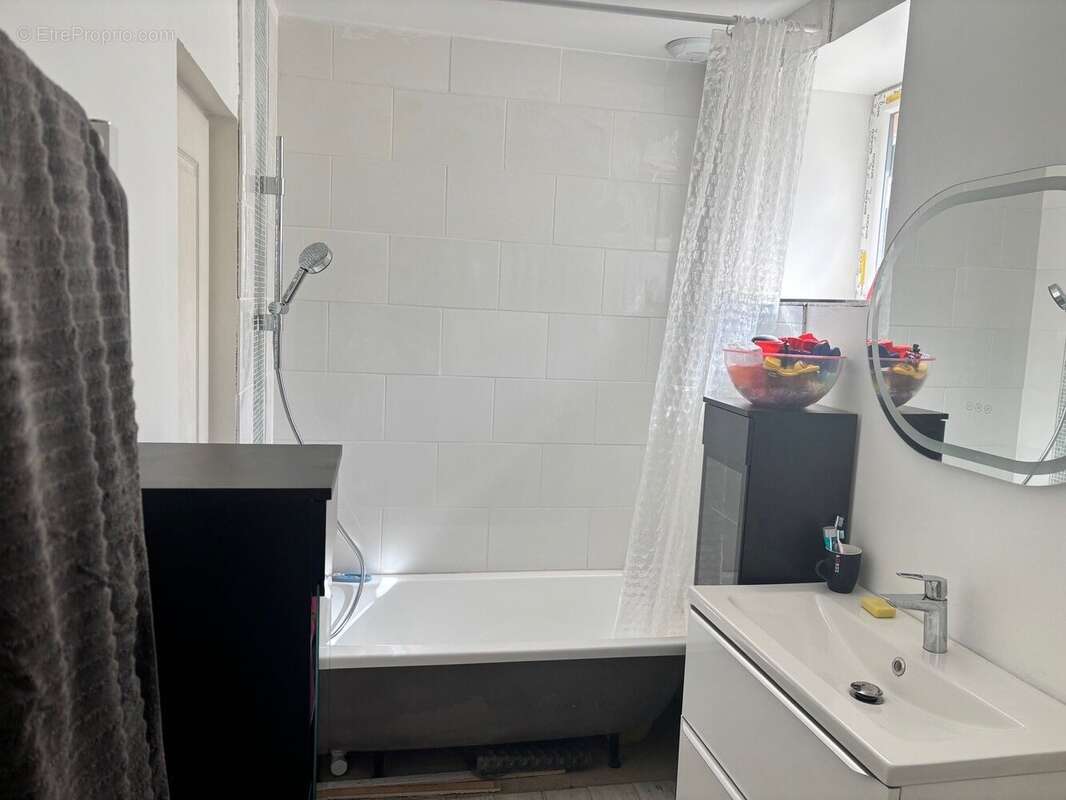Maison - 4 chambres, Jardin 14,840 m2 - photo 10