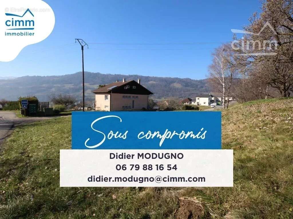 Terrain à LA ROCHETTE