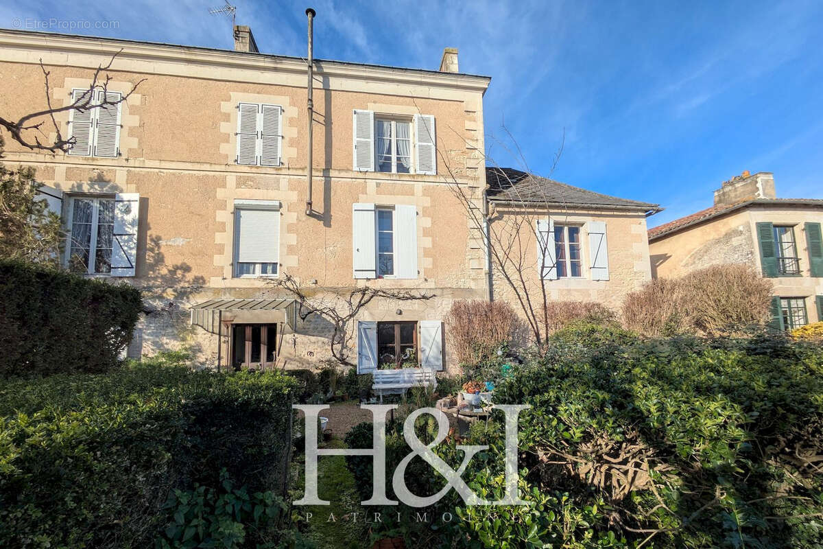 Maison à JAUNAY-CLAN