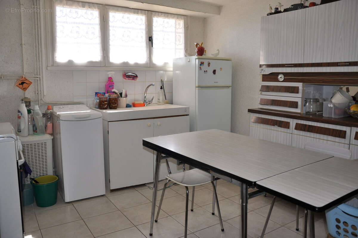 Maison à LA PACAUDIERE